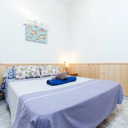 Yourhouse Petita Town House Can Picafort (Mallorca)
