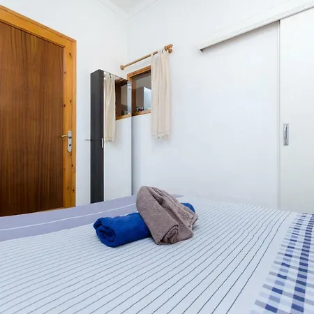 Yourhouse Petita Town House 別荘